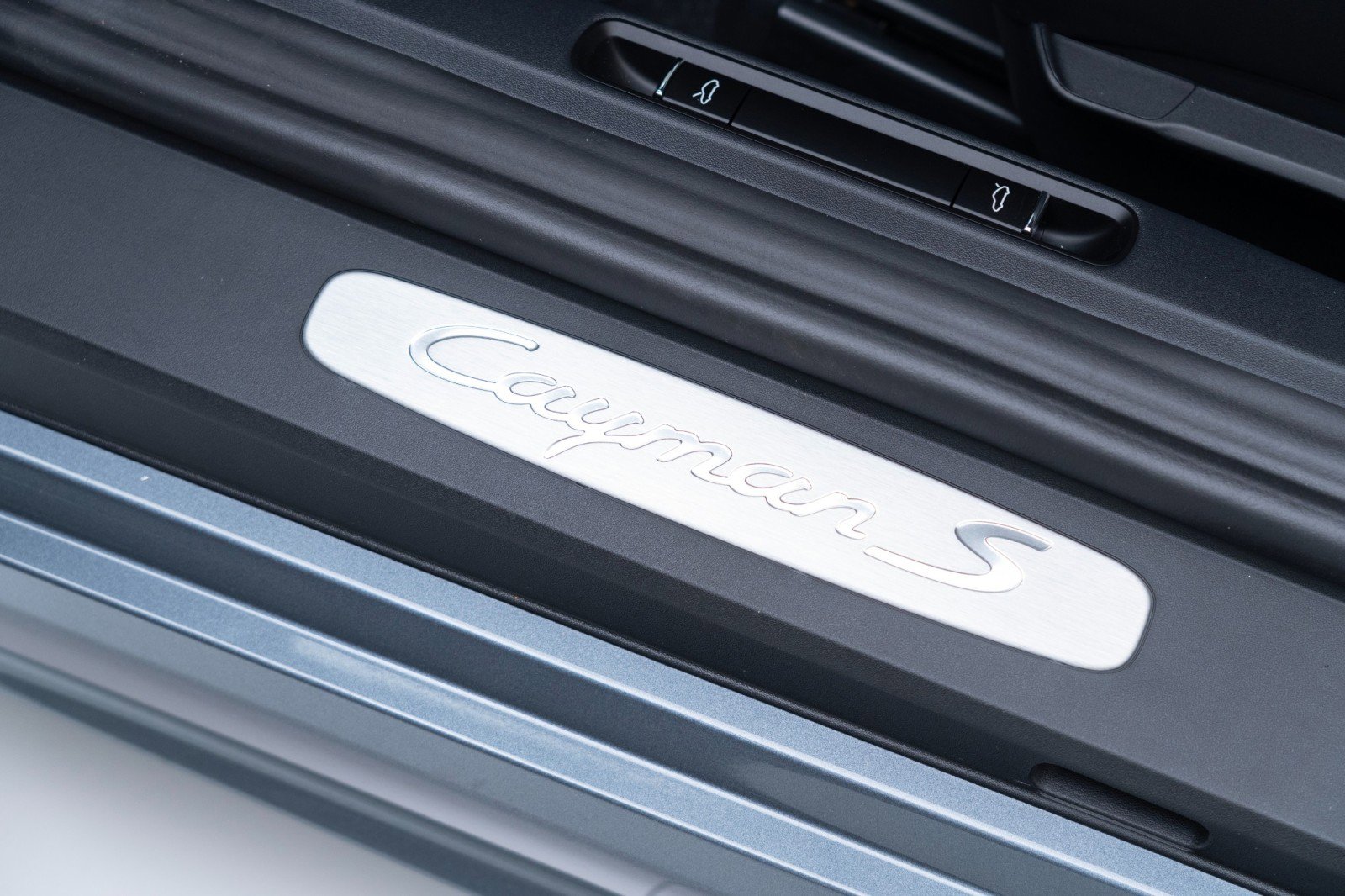 New 2025 Porsche 718 Cayman S image 15