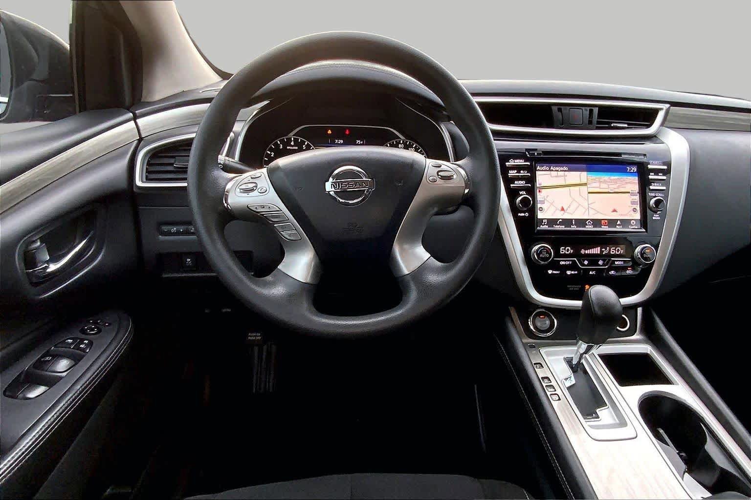 Used 2018 Nissan Murano S FWD image 6