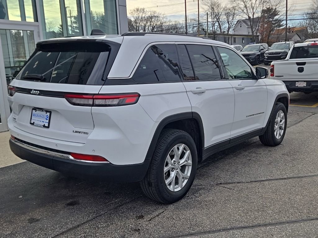 Used 2023 Jeep Grand Cherokee Limited image 12