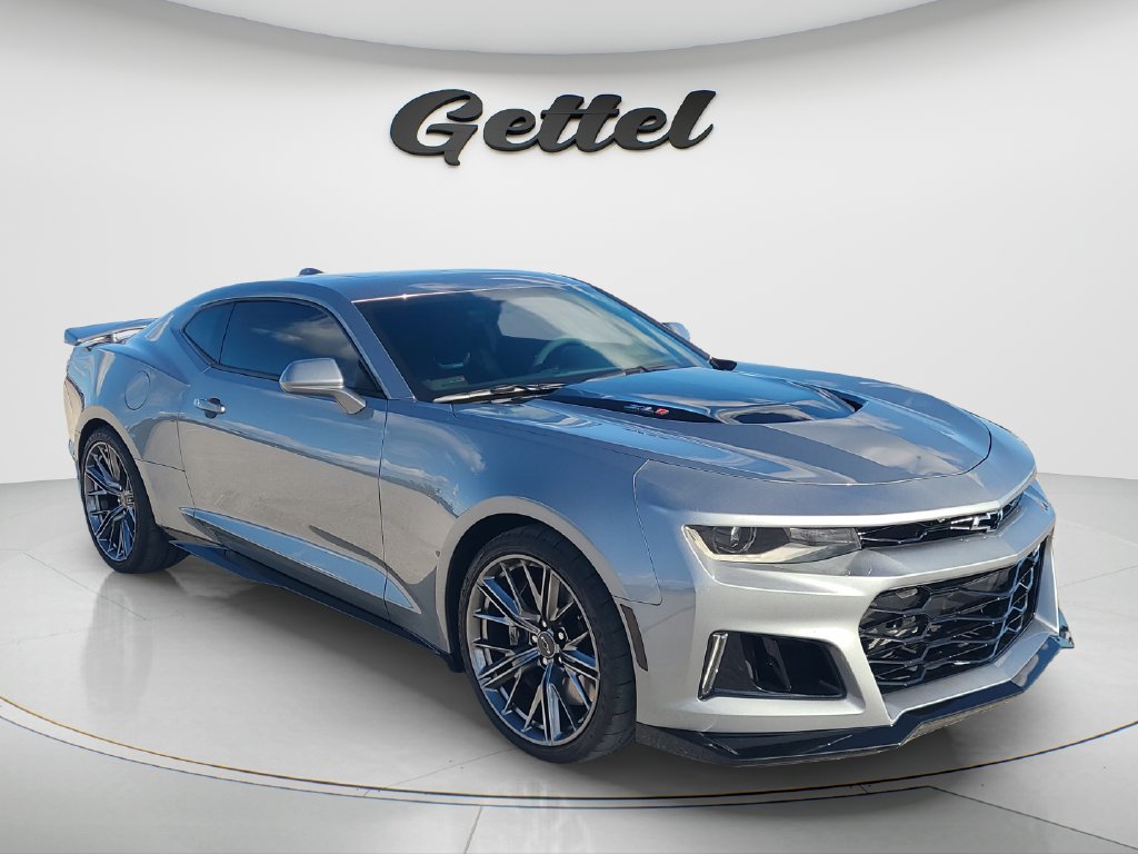 Used 2023 Chevrolet Camaro ZL1 RWD image 3