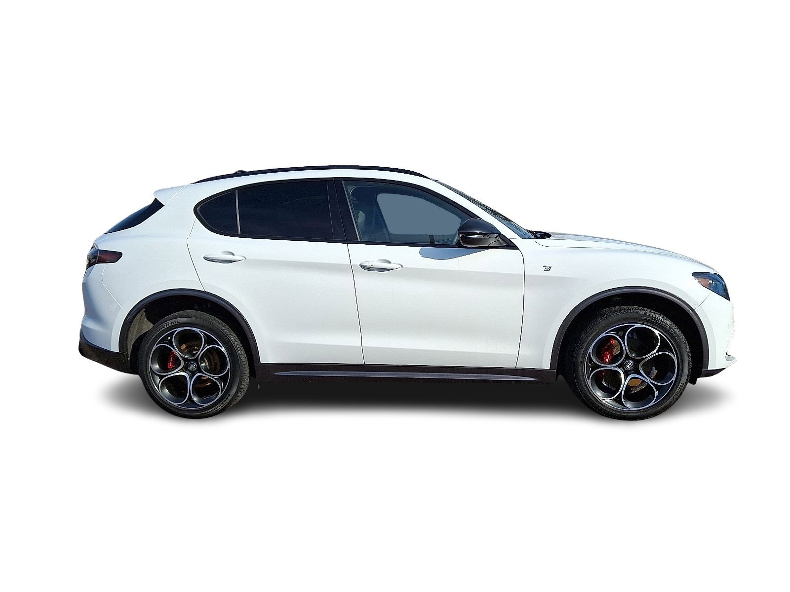 Used 2024 Alfa Romeo Stelvio Ti image 7