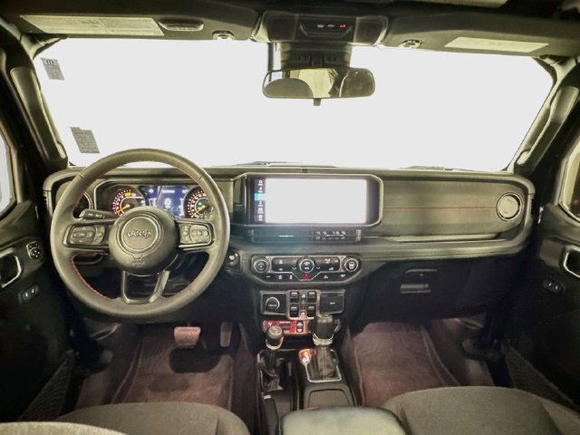 Used 2024 Jeep Wrangler Unlimited Rubicon AWD/4WD image 25
