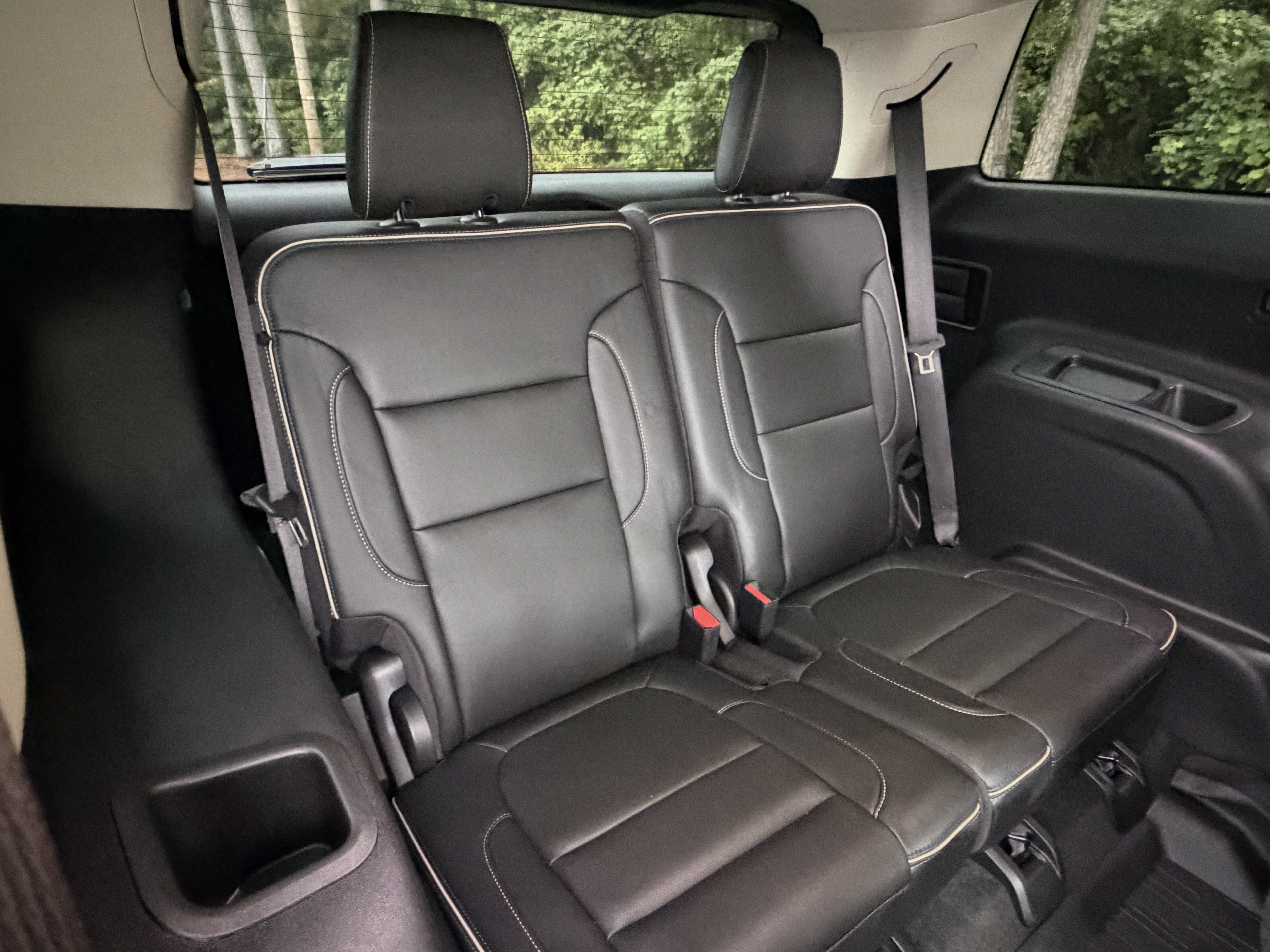 Used 2023 GMC Acadia Denali w/ Black Diamond Edition FWD image 19