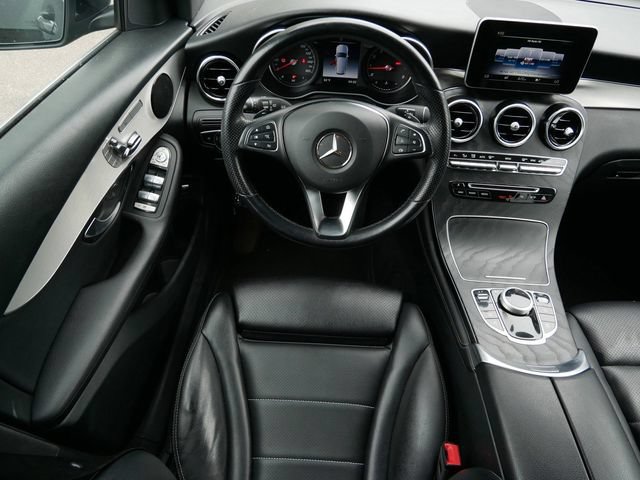 Used 2019 Mercedes-Benz GLC 300 4MATIC image 13