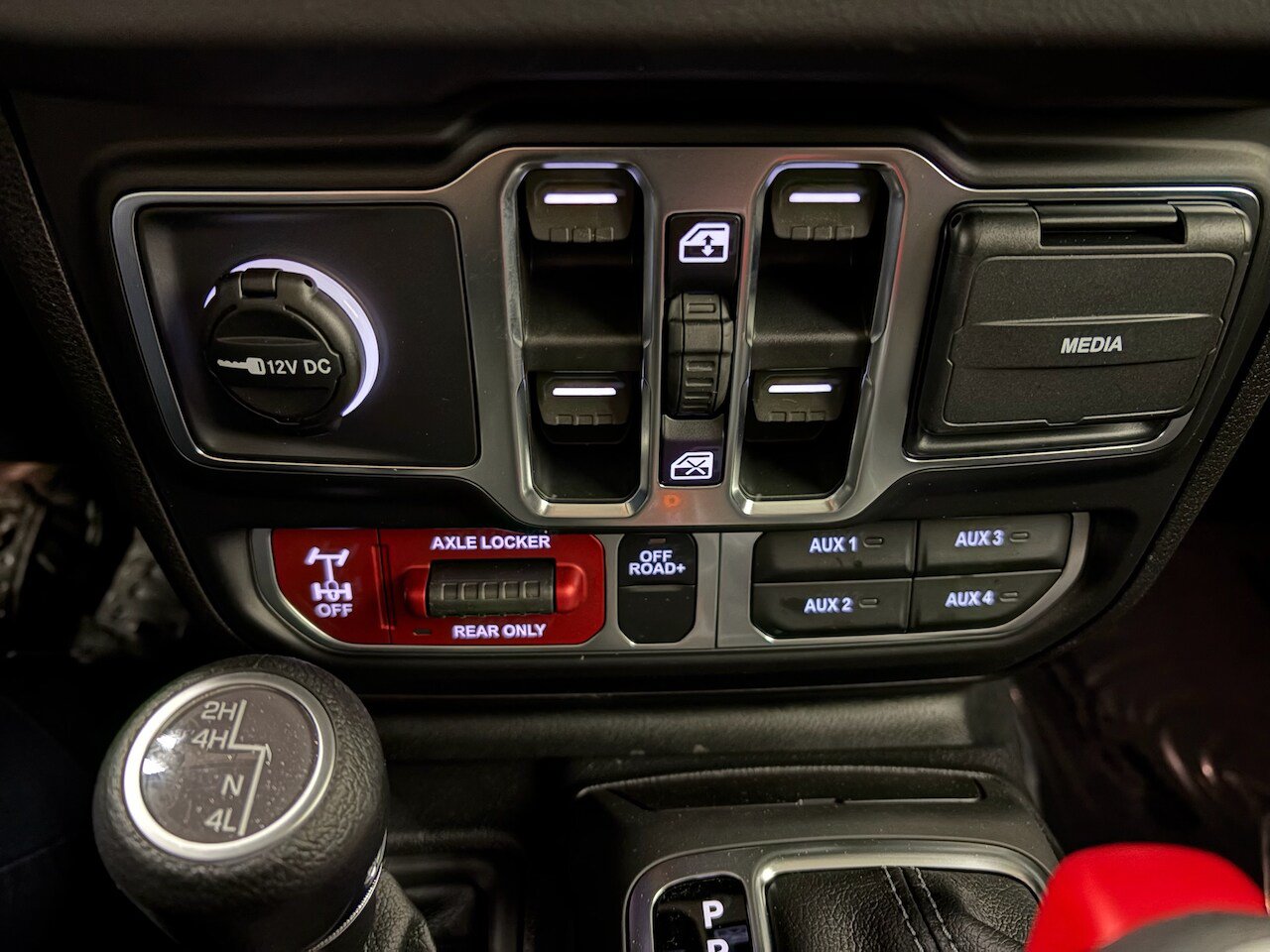 New 2026 Jeep Gladiator Mojave AWD/4WD image 16
