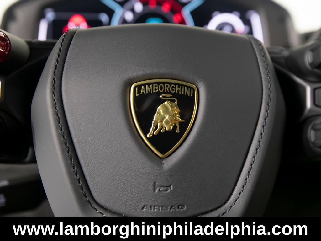 Used 2024 Lamborghini Revuelto AWD/4WD image 26