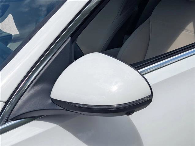 Used 2023 Mercedes-Benz C 300 Sedan image 14