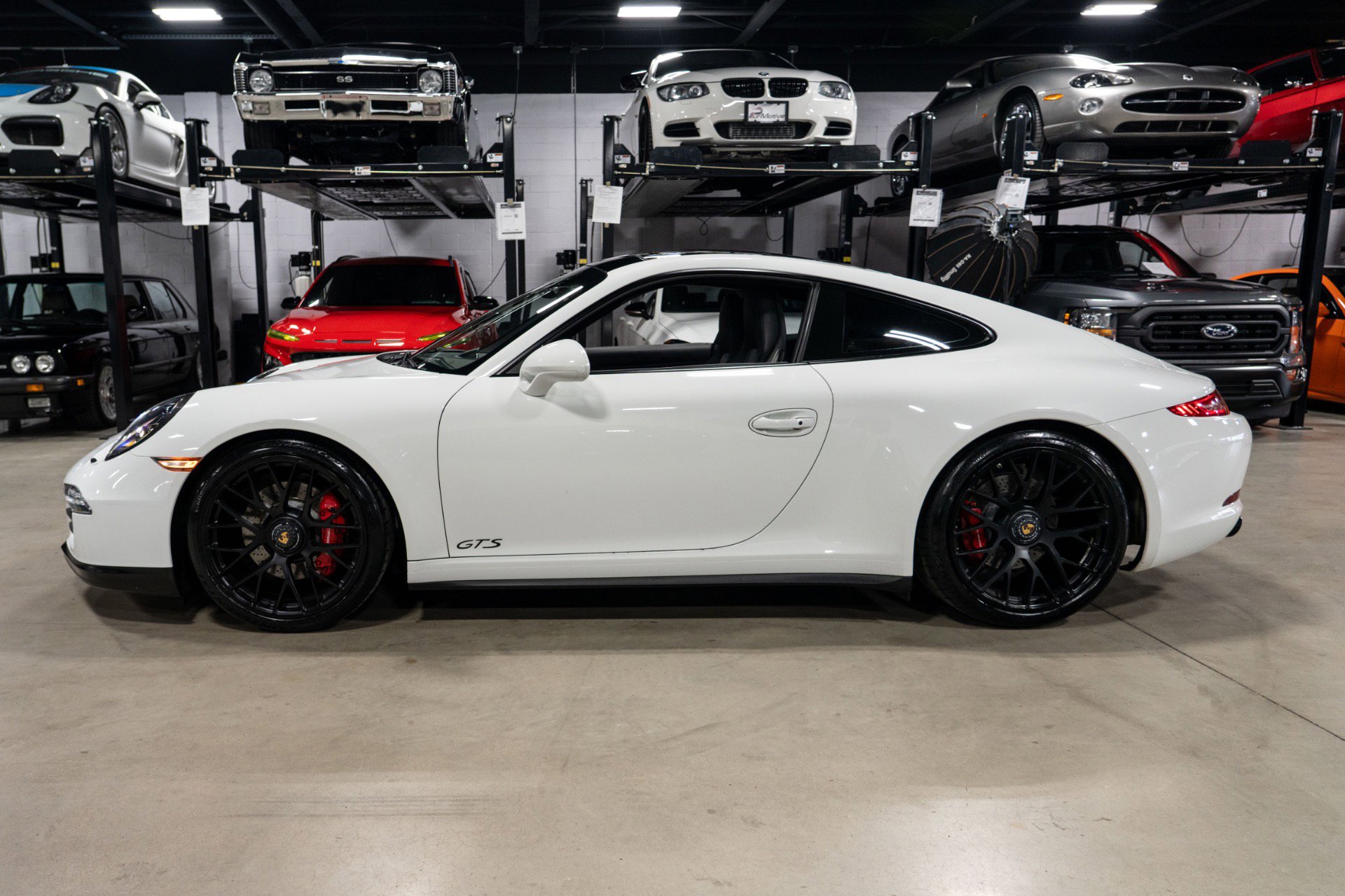 Used 2016 Porsche 911 Carrera 4 GTS AWD/4WD image 2