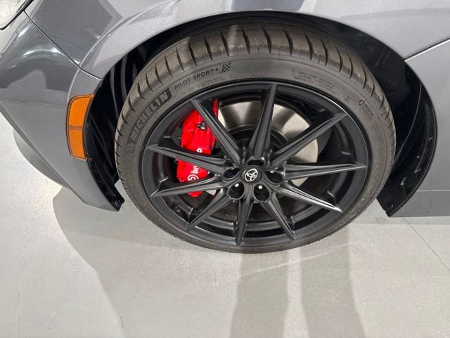 Used 2025 Toyota GR86 Premium w/ Performance Package RWD image 5