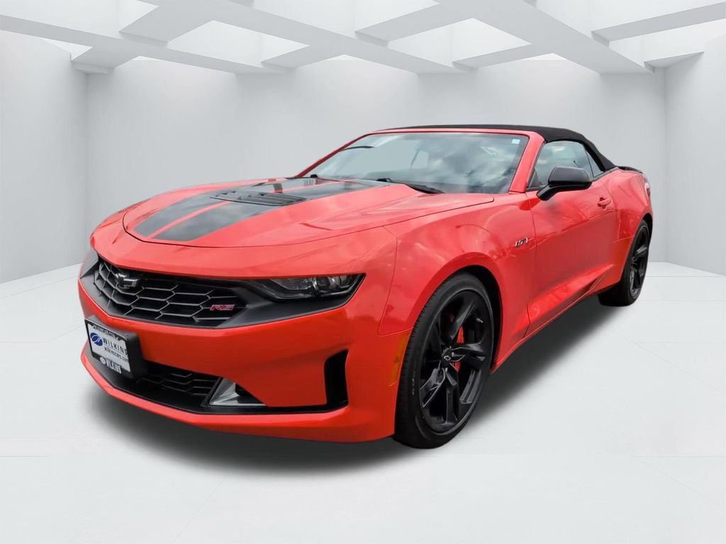 Used 2021 Chevrolet Camaro LT w/ RS Package image 9