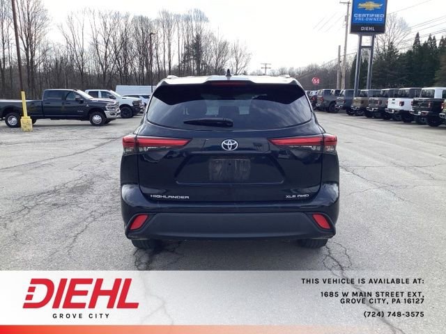 Used 2022 Toyota Highlander XLE image 6
