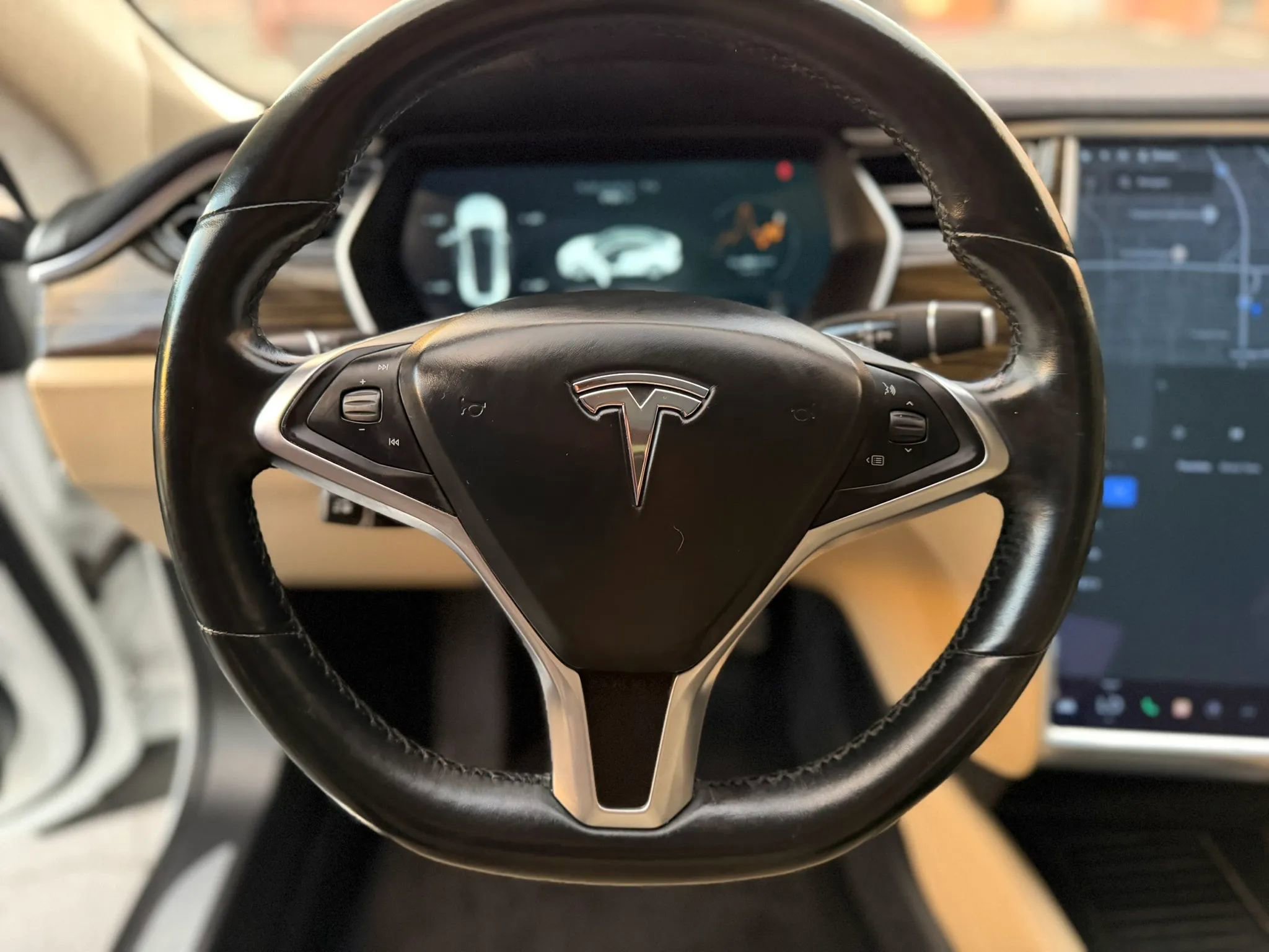 Used 2016 Tesla Model S 70D image 11