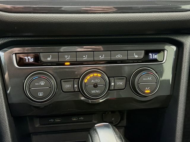 Used 2021 Volkswagen Tiguan SE R-Line image 16