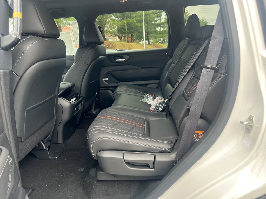 New 2025 Nissan Armada PRO-4X w/ Pro-4X Premium Package image 26