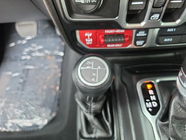 Used 2026 Jeep Wrangler Unlimited Rubicon AWD/4WD image 22