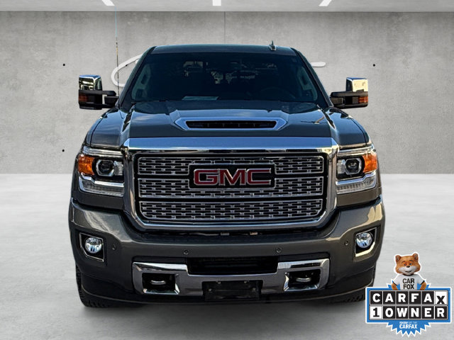 Used 2018 GMC Sierra 2500 Denali w/ Duramax Plus Package AWD/4WD image 18