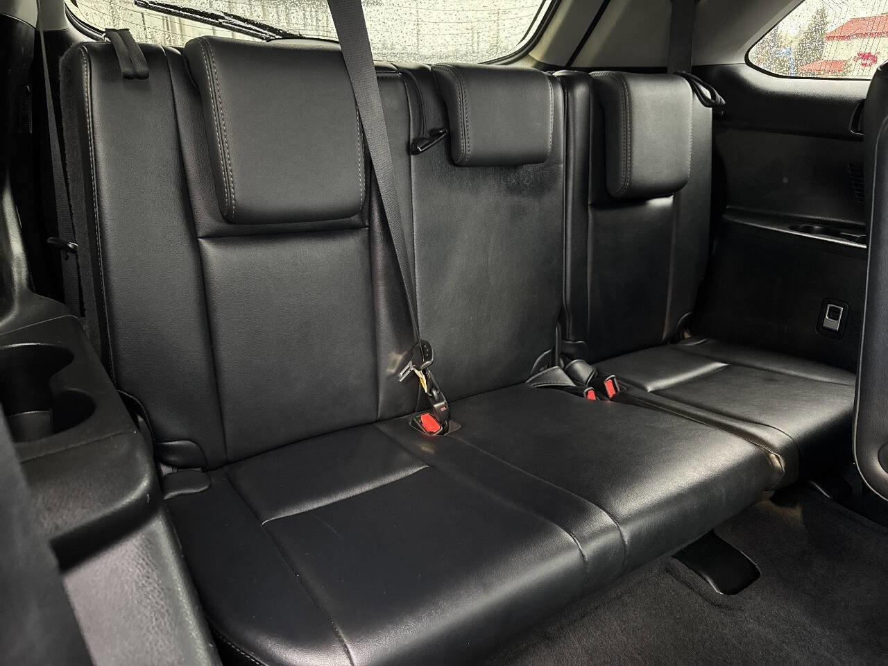 Used 2016 Toyota Highlander Limited w/ Four Season Floor Mat Package AWD/4WD image 23