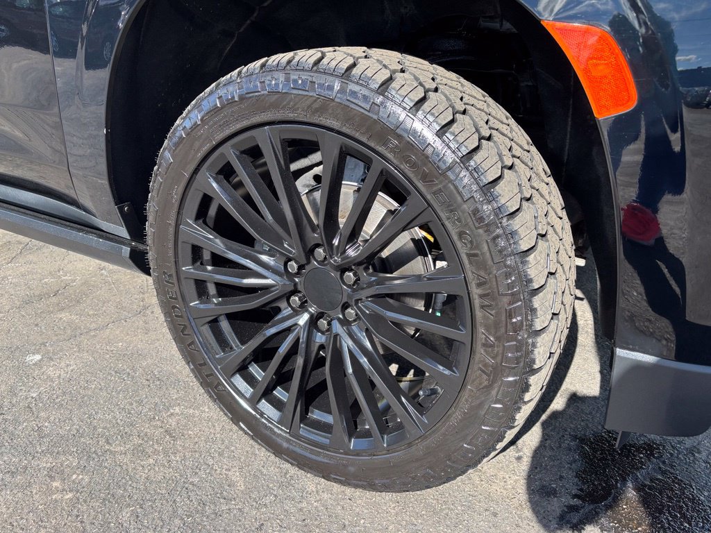 Used 2021 Chevrolet Tahoe High Country w/ Premium Package AWD/4WD image 42