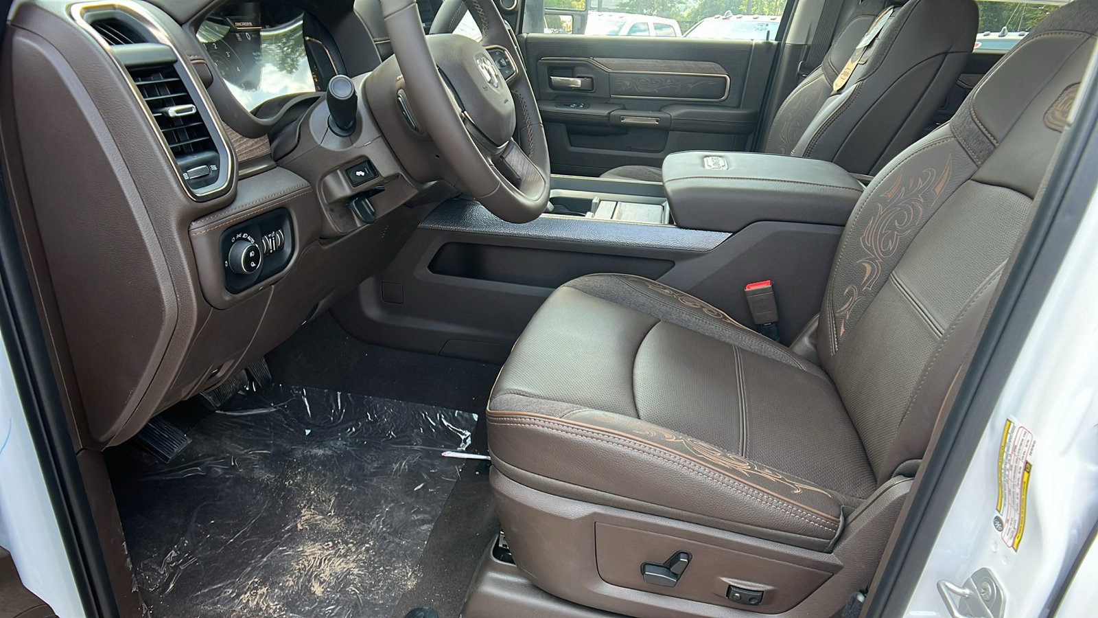 New 2026 RAM 2500 Limited image 17