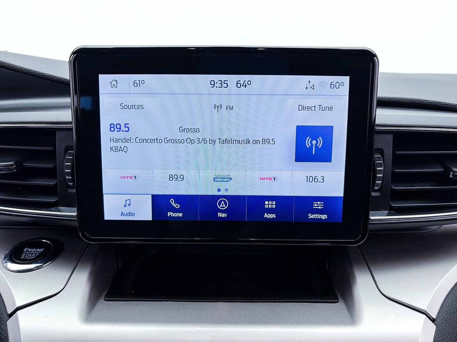 Used 2022 Ford Explorer XLT w/ Equipment Group 202A image 21