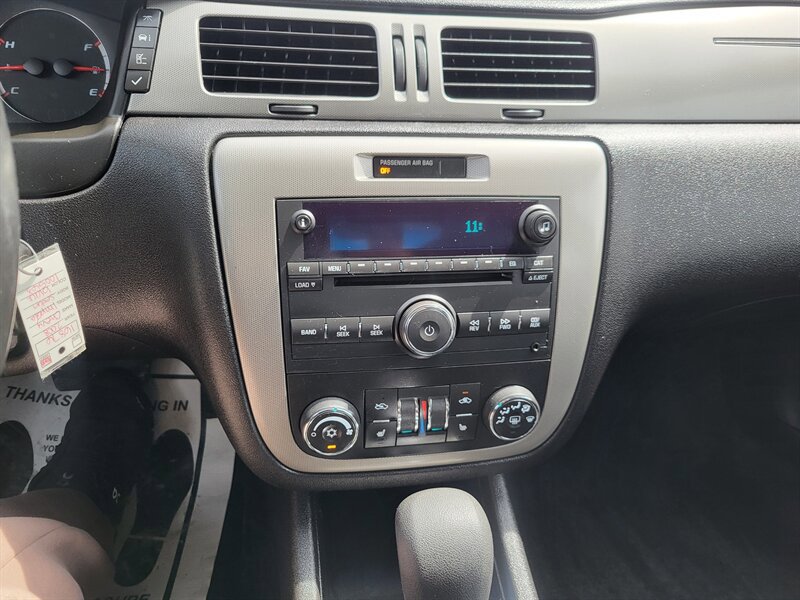 Used 2008 Chevrolet Impala SS w/ Convenience Package image 19