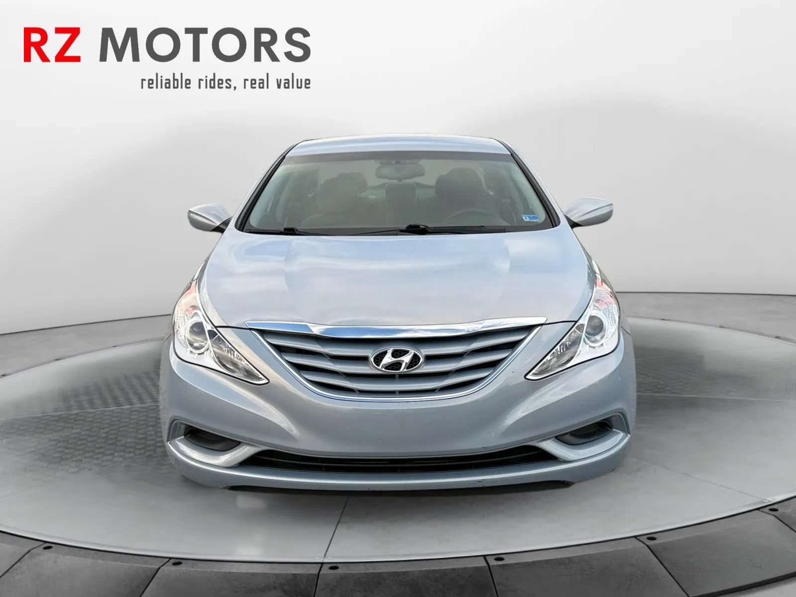 Used 2012 Hyundai Sonata GLS FWD image 3