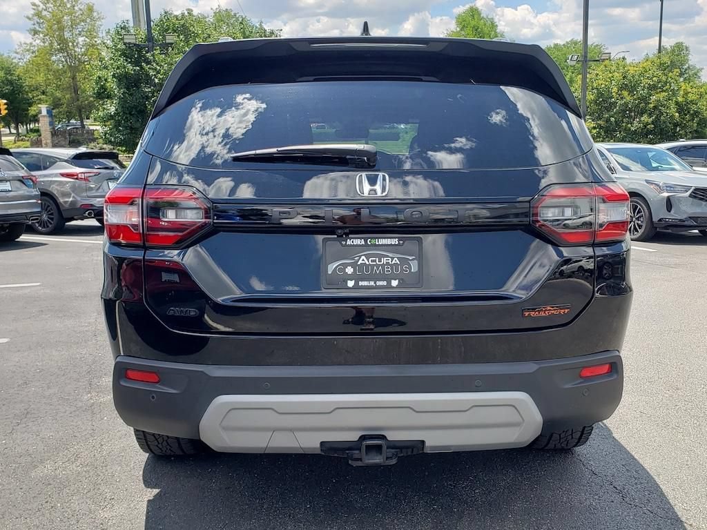 Used 2024 Honda Pilot TrailSport image 6