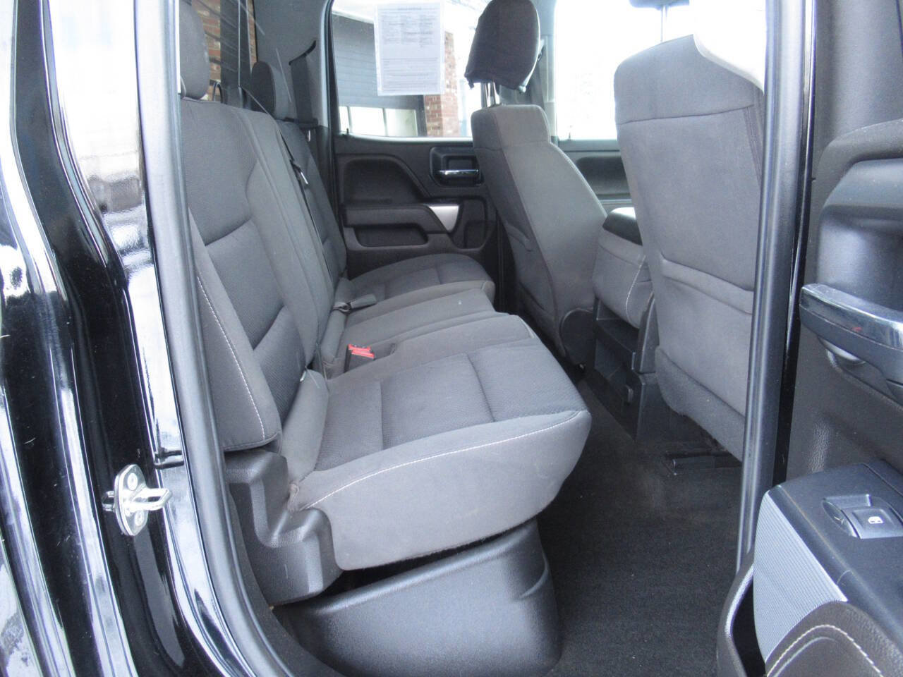 Used 2018 Chevrolet Silverado 2500 LT w/ LT Convenience Package image 10