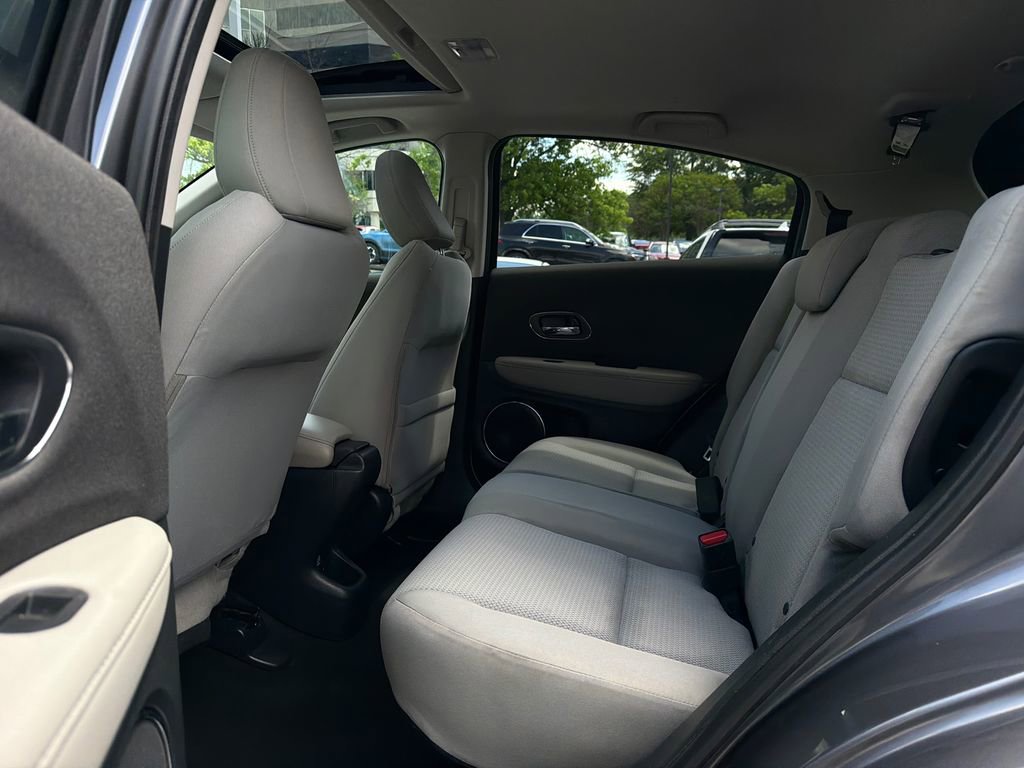 Used 2019 Honda HR-V EX image 17
