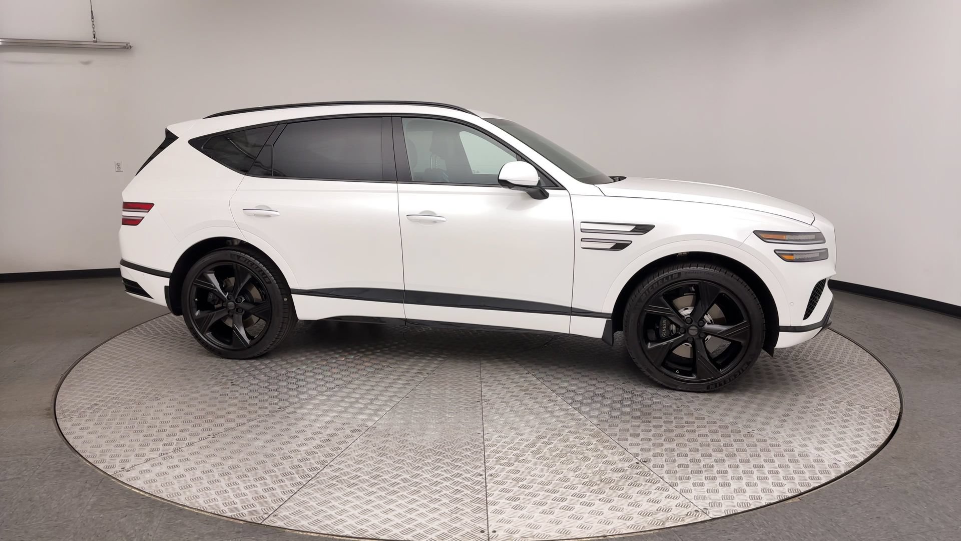 Certified 2026 Genesis GV80 3.5T Prestige AWD/4WD image 9