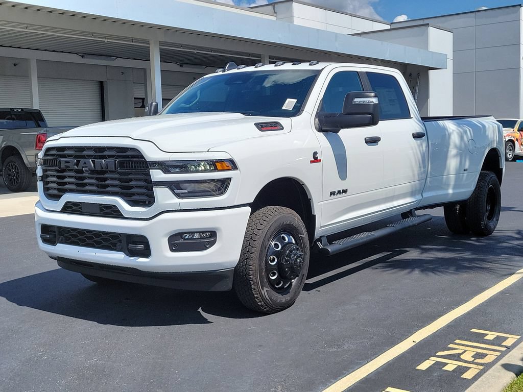 New 2026 RAM 3500 Big Horn AWD/4WD image 3