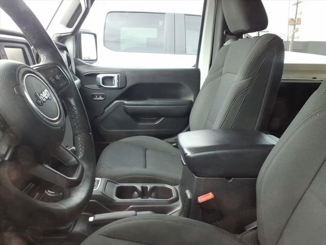 Used 2018 Jeep Wrangler Sport image 9