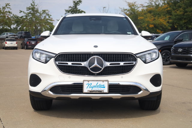 Used 2025 Mercedes-Benz GLC 300 image 4