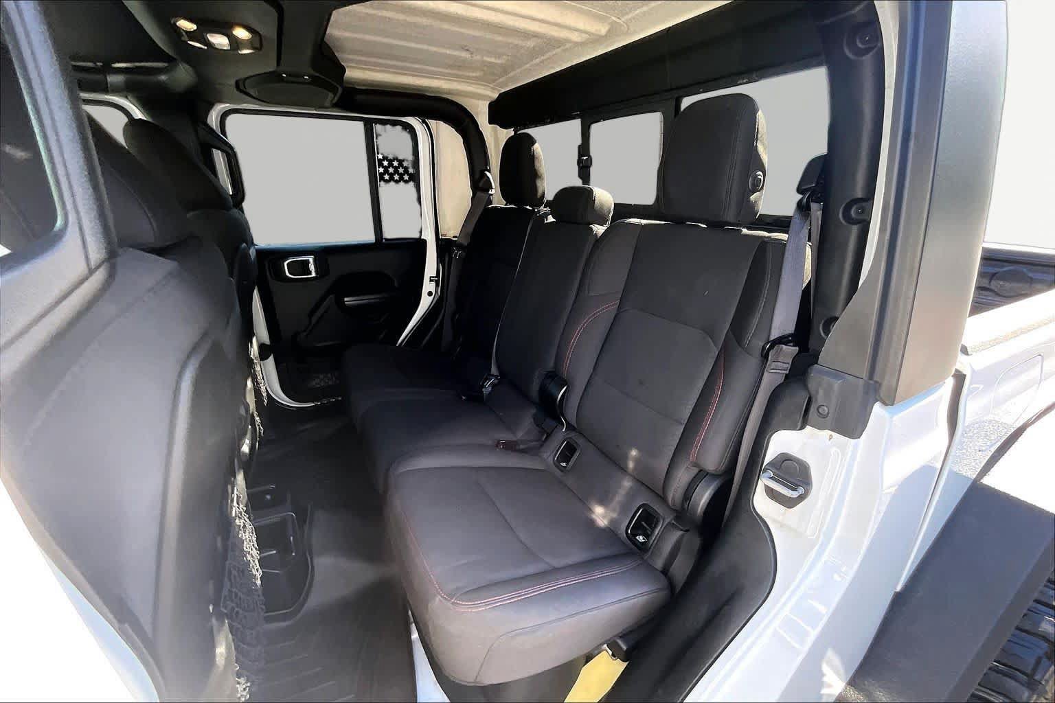 Used 2020 Jeep Gladiator Rubicon AWD/4WD image 21