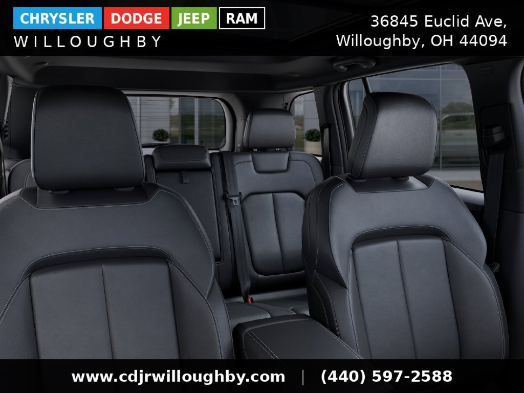 New 2026 Jeep Grand Cherokee Limited w/ Limited Altitude Package AWD/4WD image 29