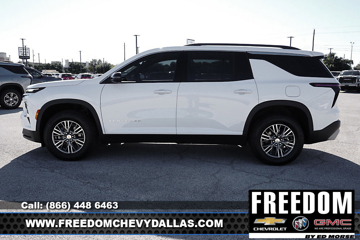 New 2026 Chevrolet Traverse LT w/ Driver Confidence Package FWD image 4