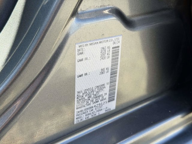 Used 2024 Nissan Altima 2.5 SV FWD image 28