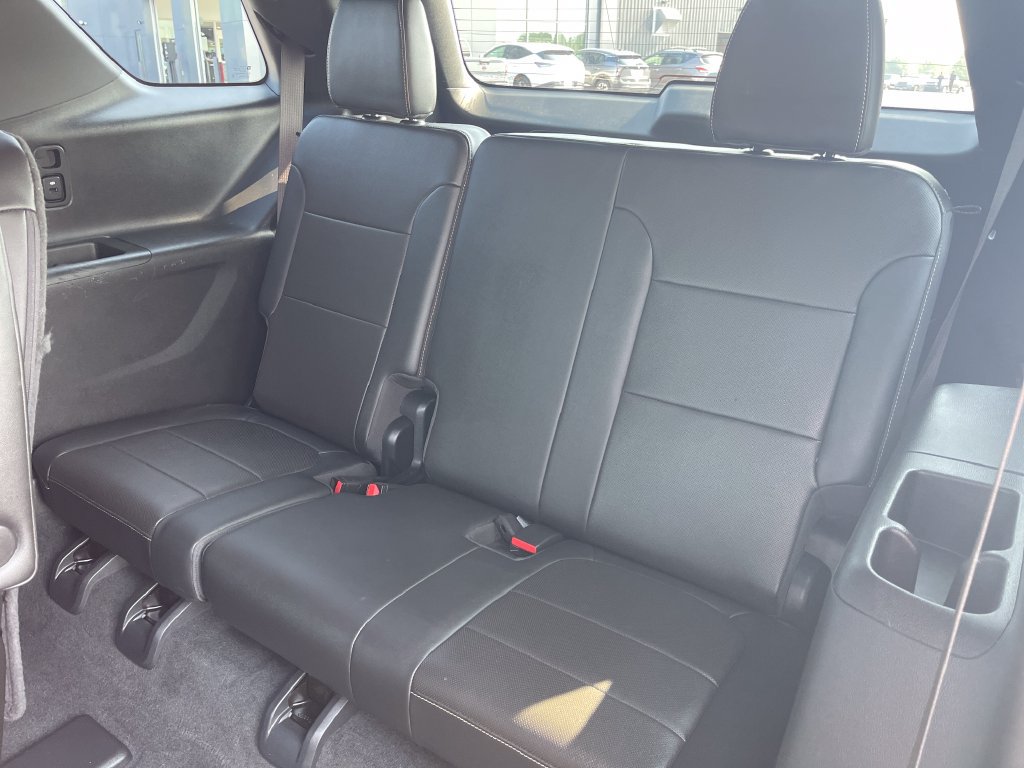 Used 2023 Chevrolet Traverse Premier w/ LPO, Floor Liner Package FWD image 25