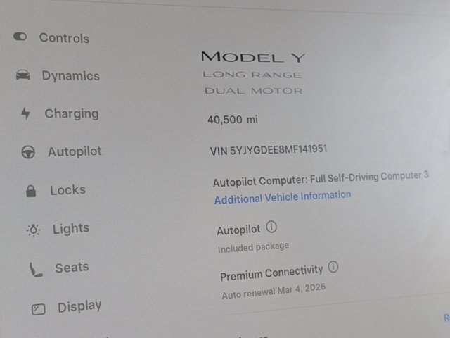 Used 2021 Tesla Model Y Long Range image 11