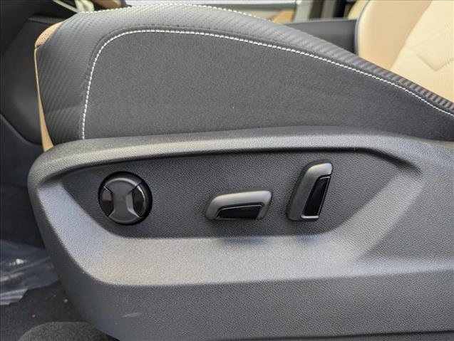 New 2026 Volkswagen Atlas Cross Sport SE image 11