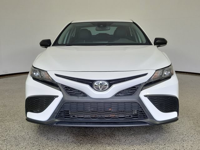 Used 2023 Toyota Camry SE w/ Convenience Package FWD image 3