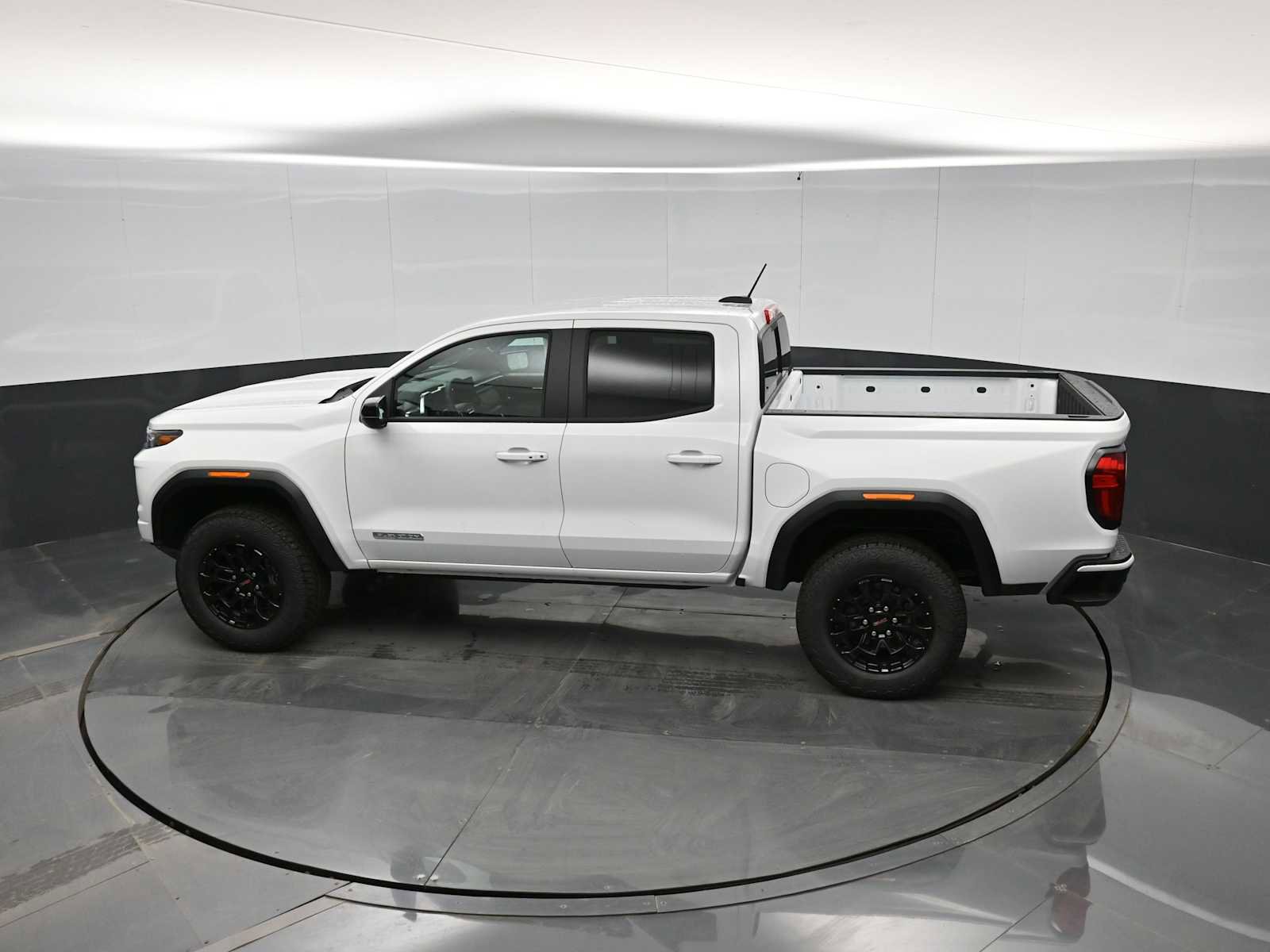 New 2026 GMC Canyon Elevation RWD image 24