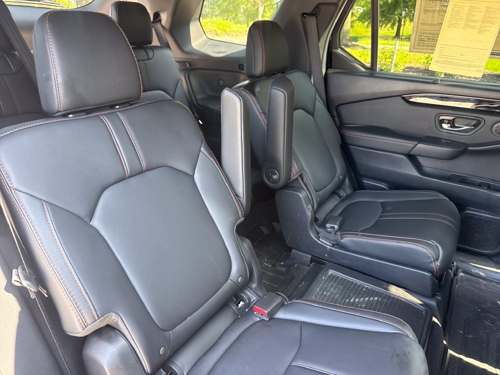 Certified 2025 Honda Pilot TrailSport image 34