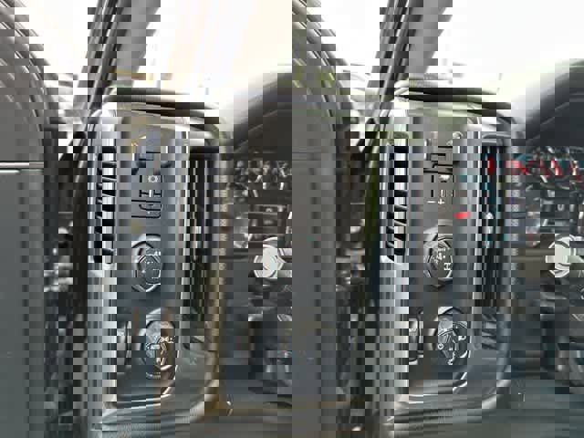 Used 2017 Chevrolet Silverado 1500 LT image 9