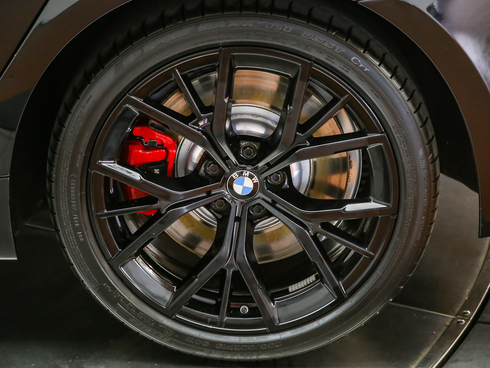 Used 2023 BMW 540i w/ M Sport Package RWD image 10