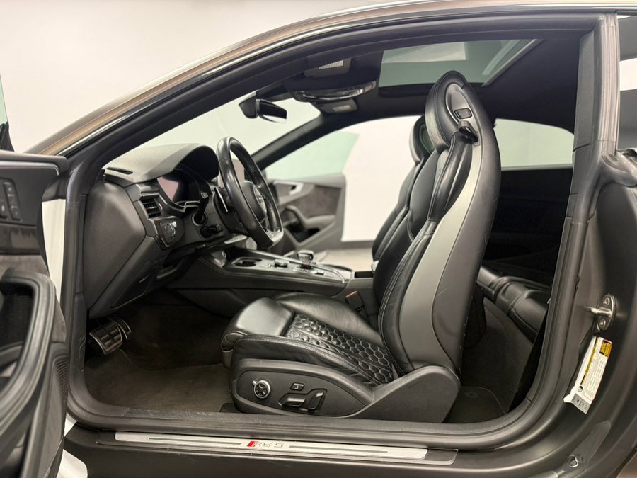 Used 2018 Audi RS 5 w/ Dynamic Package image 38