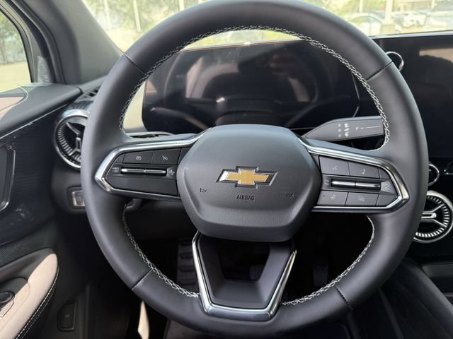 New 2025 Chevrolet Blazer EV LT AWD/4WD image 14