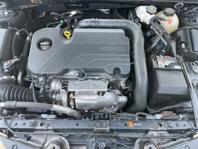 Used 2025 Chevrolet Malibu LT FWD image 31