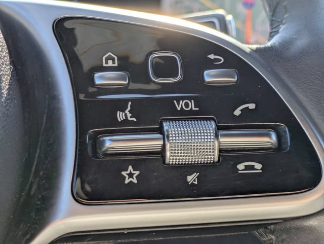 Used 2020 Mercedes-Benz GLE 450 4MATIC image 26