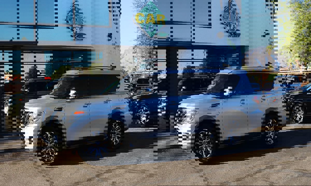 Used 2019 Nissan Armada SL w/ Premium Package image 4